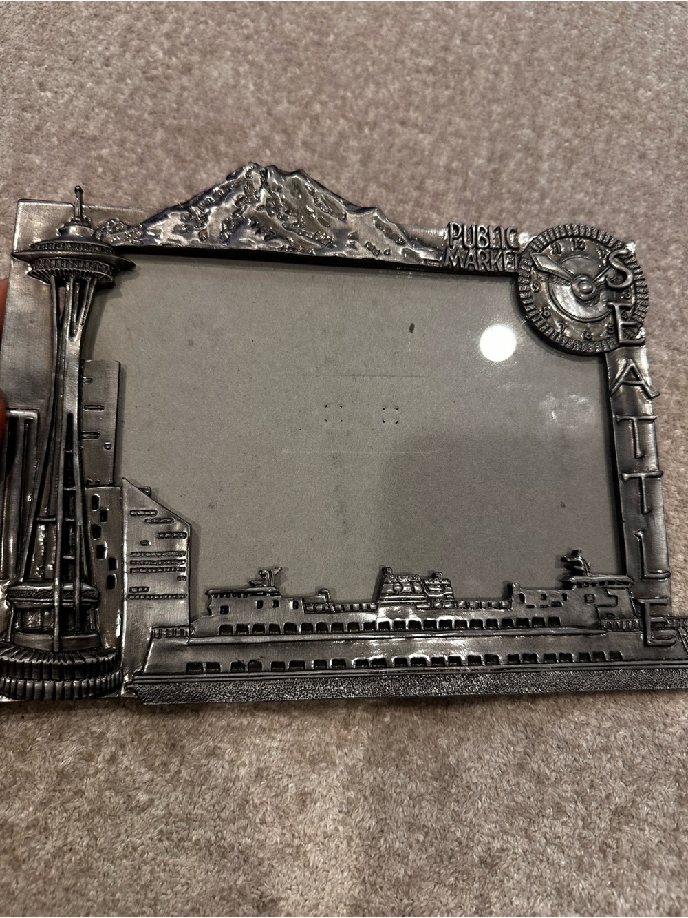 Seattle Pewter Photo Frame - Silver Cityscape Accent